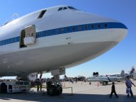 747 Shuttle Transport